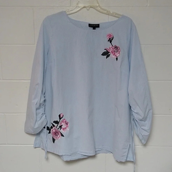 LANE BRYANT EMBROIDERED, PINSTRIPE, 3/4 SLEEVES, LIGHT WEIGHT, SIDE VENT, TUNIC - Picture 1 of 7